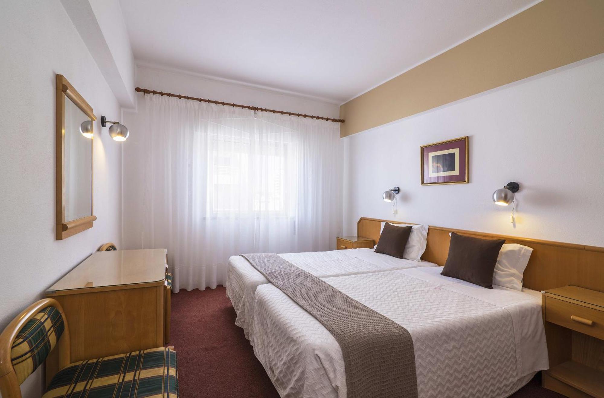 Rosamar Apartamentos Armação de Pêra Rom bilde