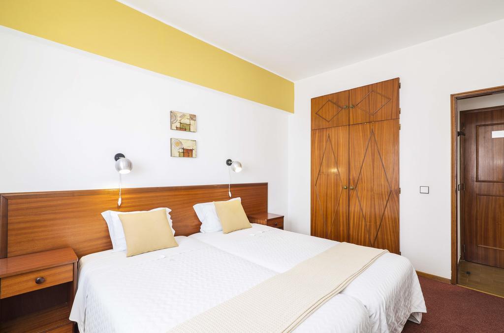 Rosamar Apartamentos Armação de Pêra Rom bilde